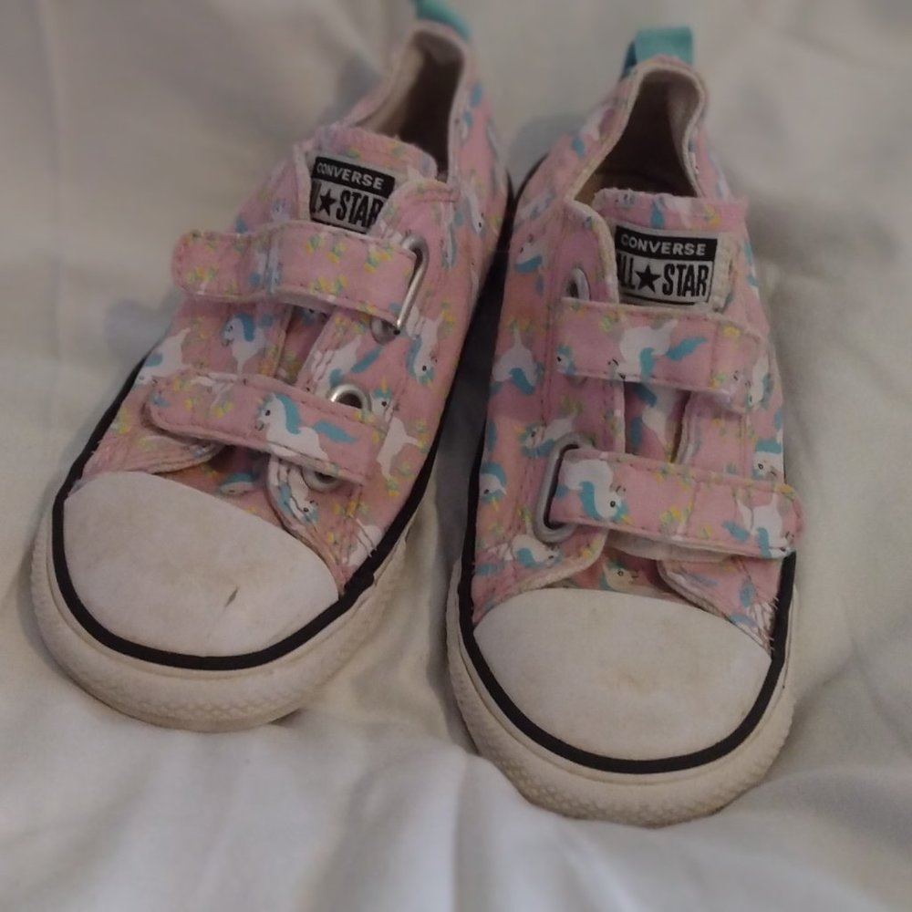 Pink Converse unicorn size 9